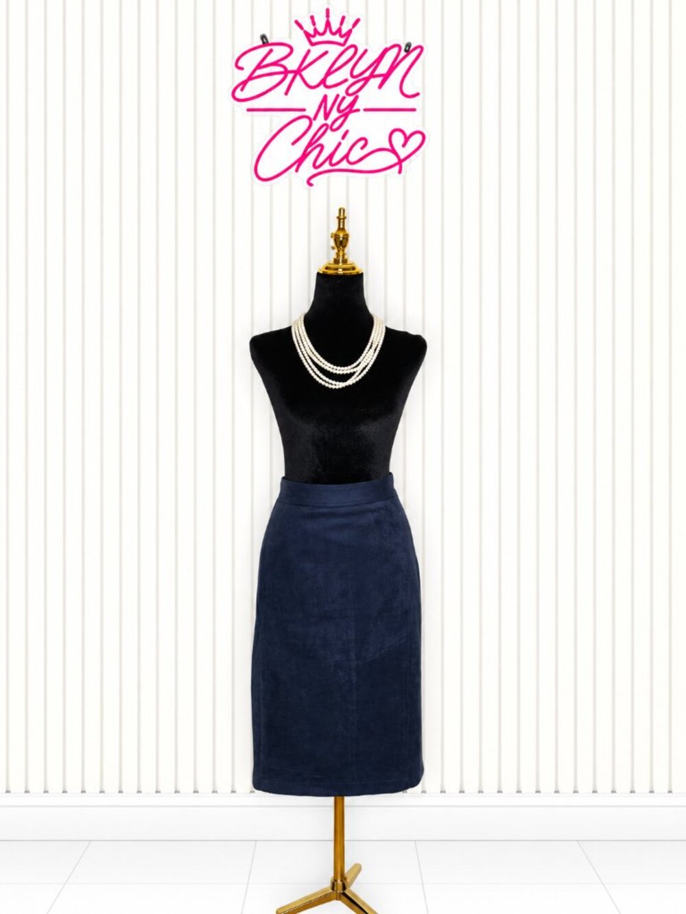 Ann Taylor LOFT Navy Blue Faux Suede Pencil Skirt – Size 10